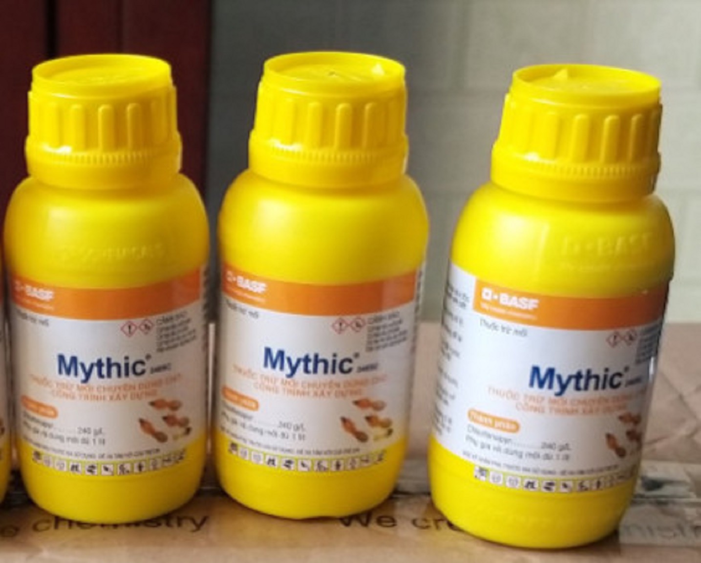 Phòng chống mối Mythic chai 100ml của BASF