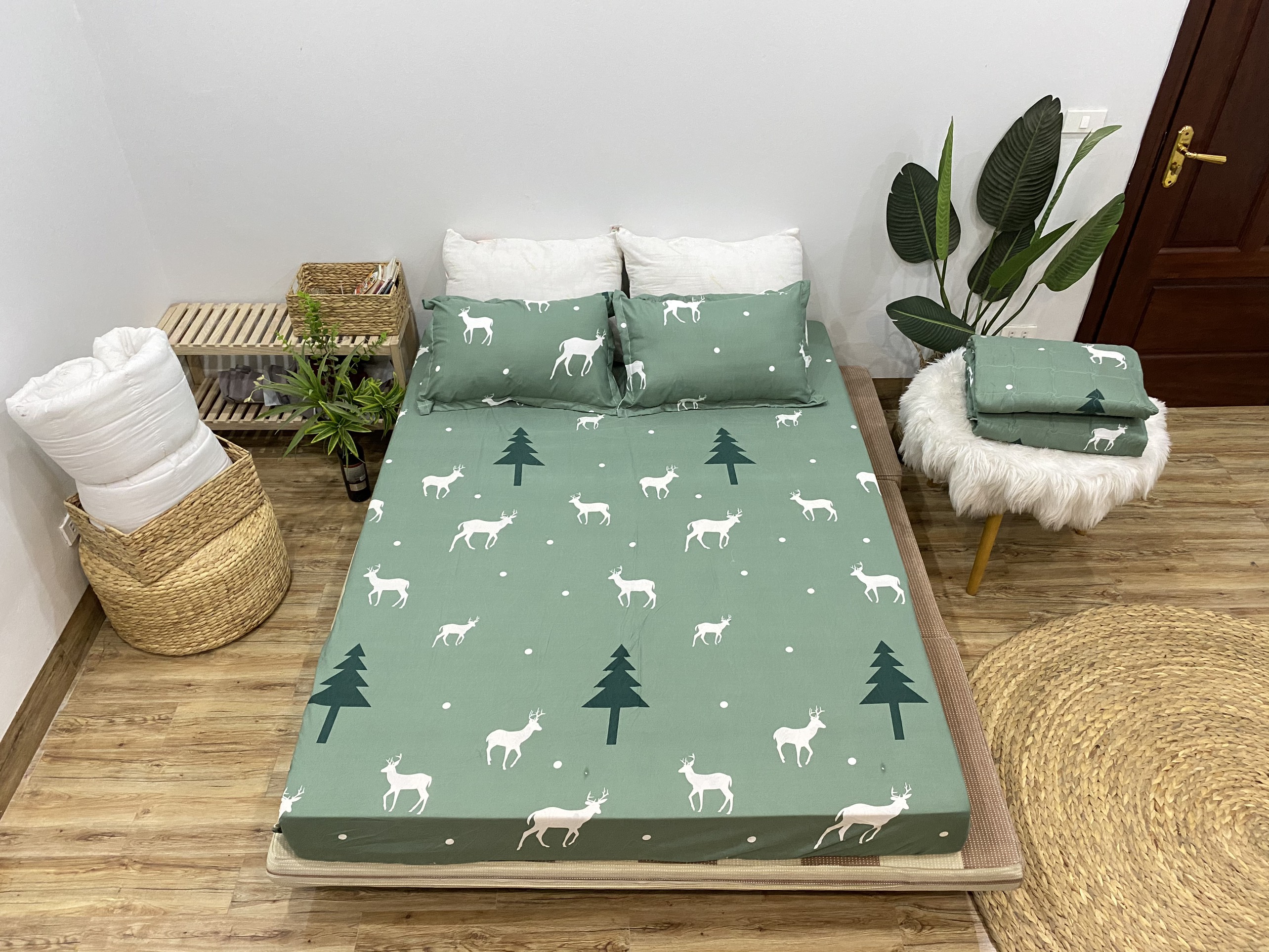 Set Ga Gối 4 Món Nhiều Mẫu Họa Tiết Siêu Đẹp ( Gồm 1 ga bo chun, 2 vỏ gối nằm, 1 vỏ ôm )