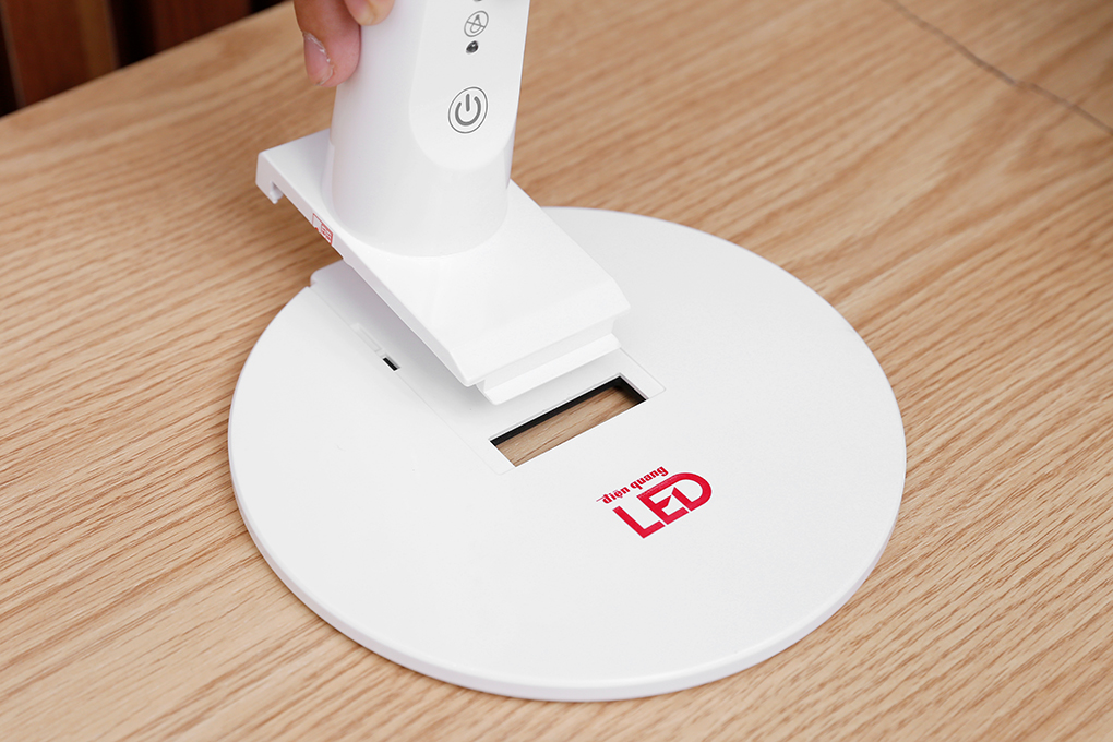 Đèn bàn học Điện Quang ĐQ LDL04 4W