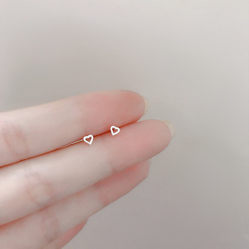 ( 1 đôi ) Bông tai trái tim mạ bạc ( chốt nhựa )
