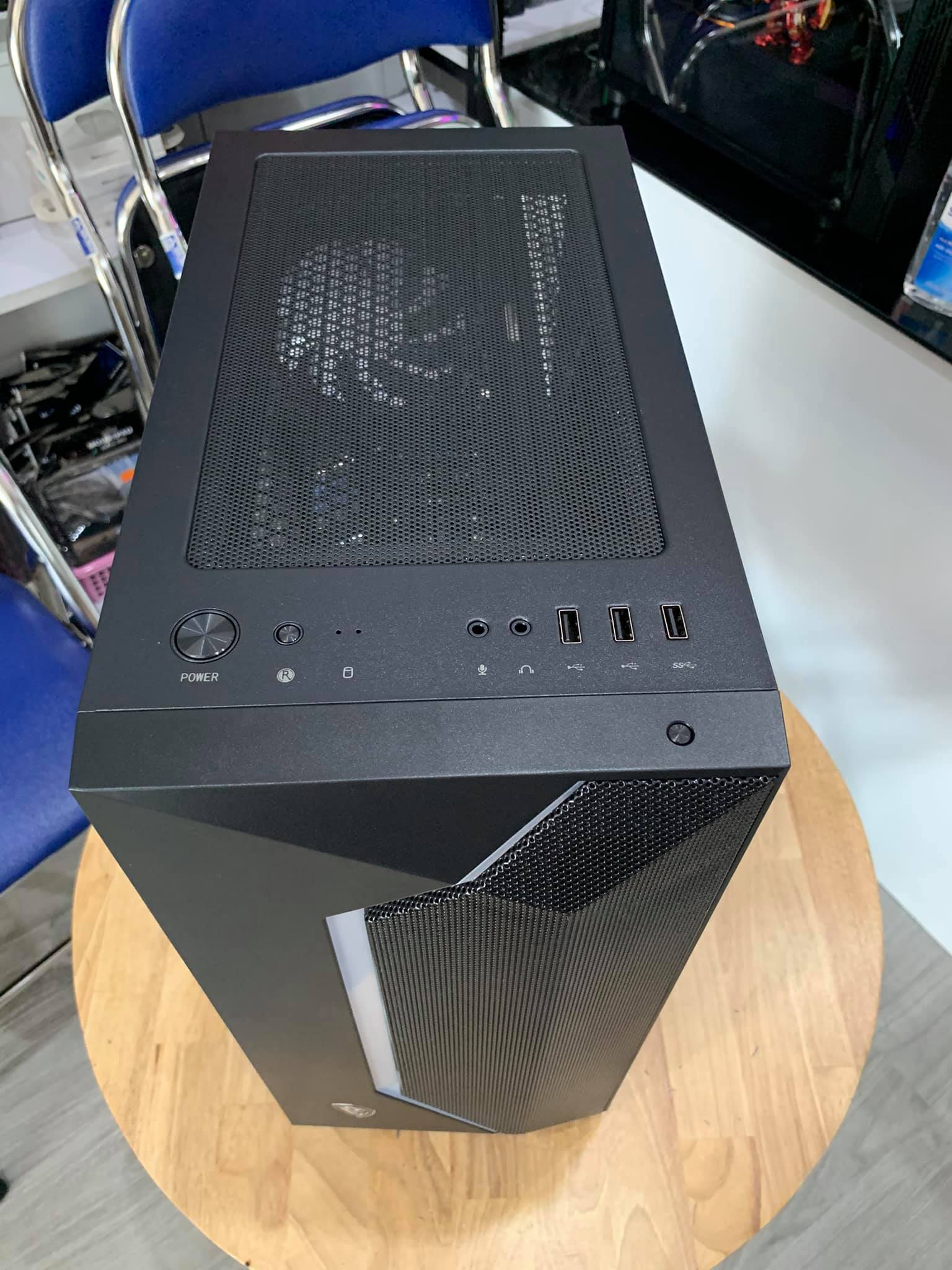 Case MSI MAG VAMPIRIC 100R ATX (Tặng Kèm 01 Fan Led RGB)