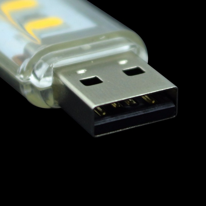 Đèn LED USB 8 bóng siêu sáng