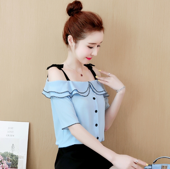 Áo trễ vai hai dây
