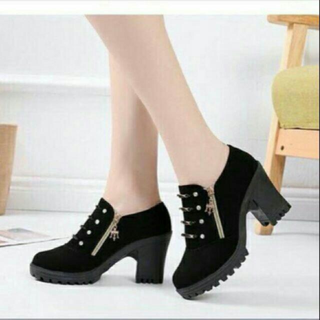 Bốt đính hạt Ngọc siêu đẹp LINH SHOP
