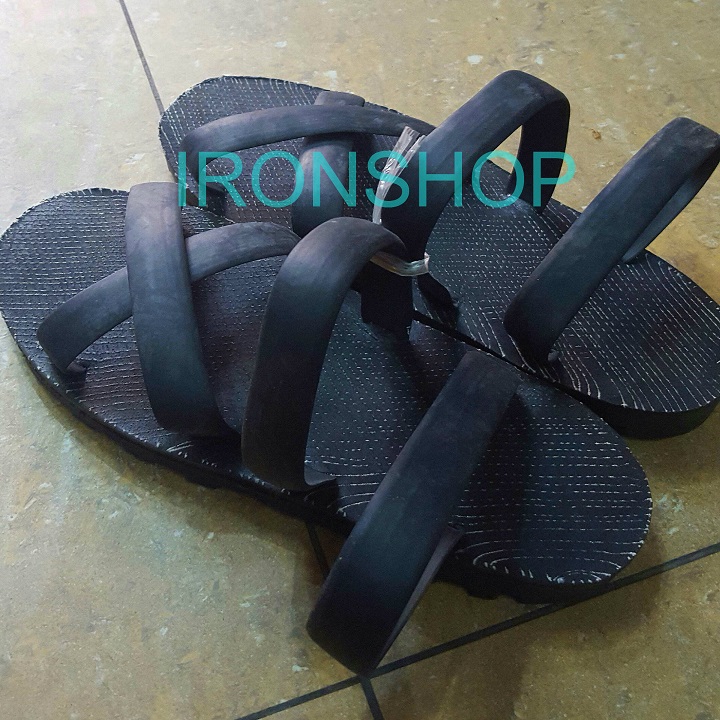 Dép cao su đúc cực chất, cực bền, đẹp, đơn giản, phong cách truyền thống (Rubber sandals, extremely high quality, extremely durable, beautiful)