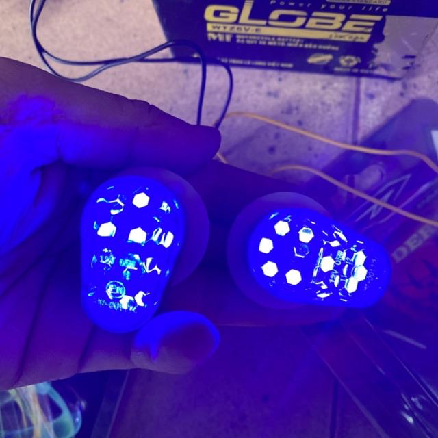Xi nhan Winner X - giá 1 cặp ( Xi nhan Led con bọ rùa )