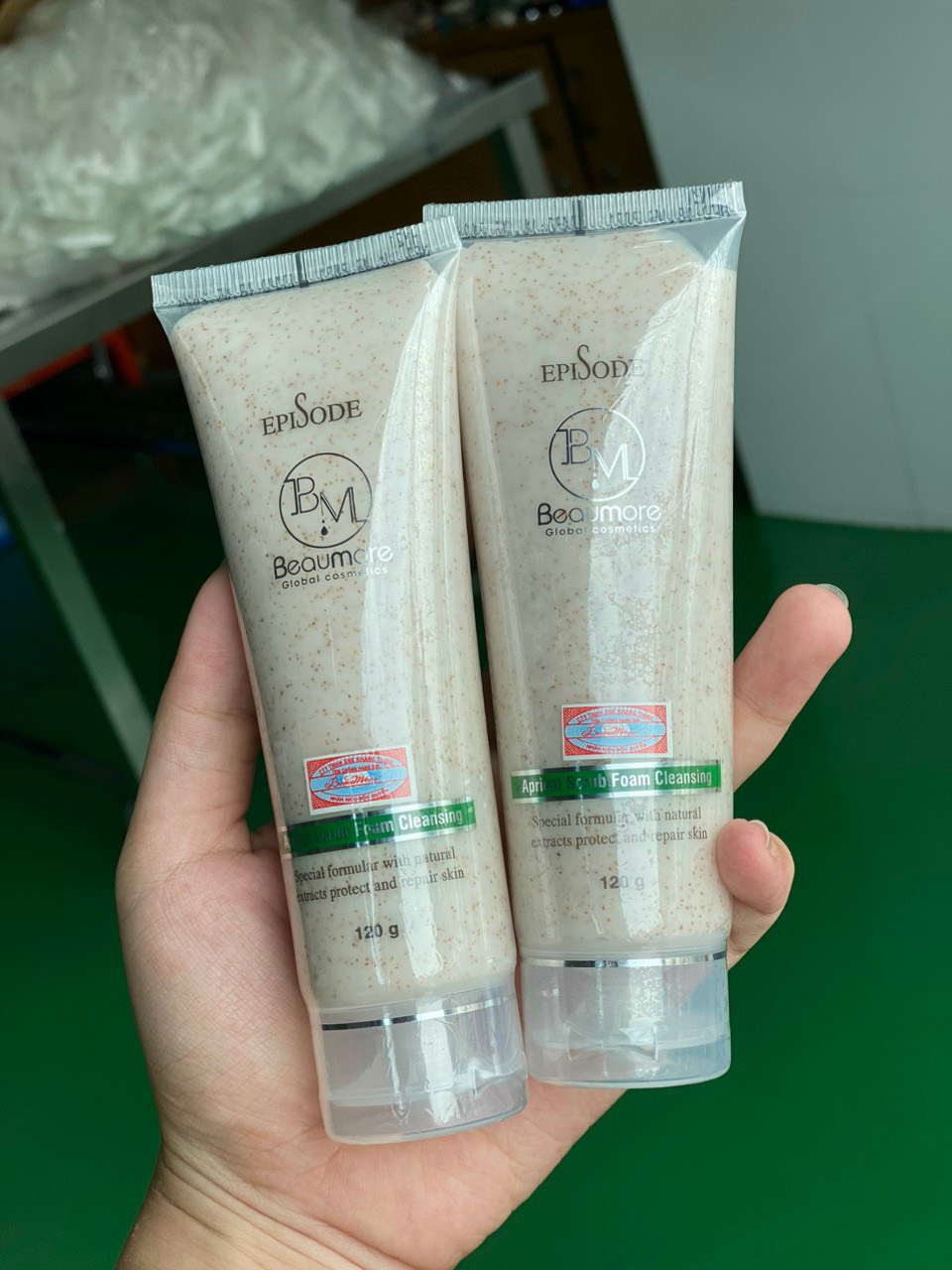 [HOT] SỮA RỬA MẶT HẠT MƠ (Scrub Foam Cleansing White)