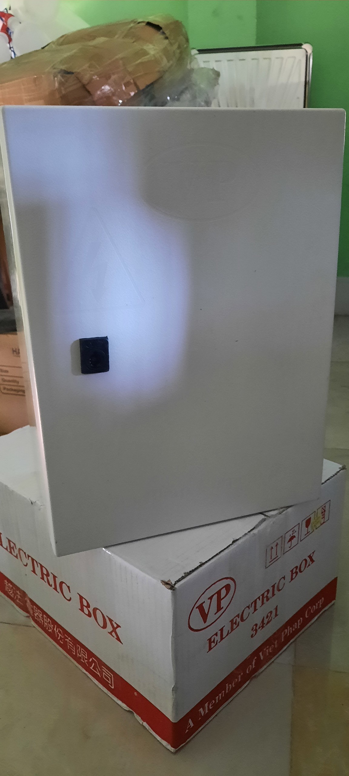 Tủ điện nhựa abs nhiều kích thước khác nhau / vỏ tủ điện nhựa - hàng việt nam, chất lượng cao