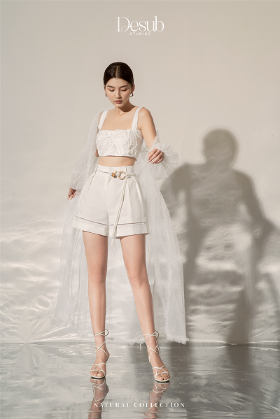 Desub Studios Áo kiểu Artwork Fabric Croptop