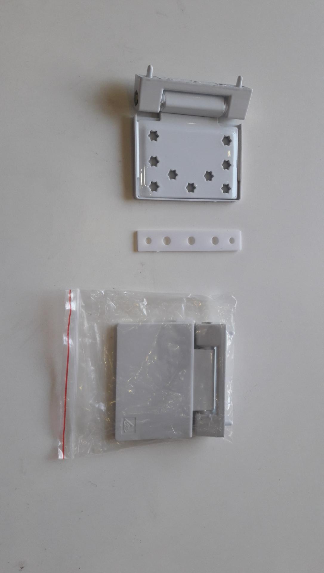 Bản lề lá 9 lỗ bộ 4 cái