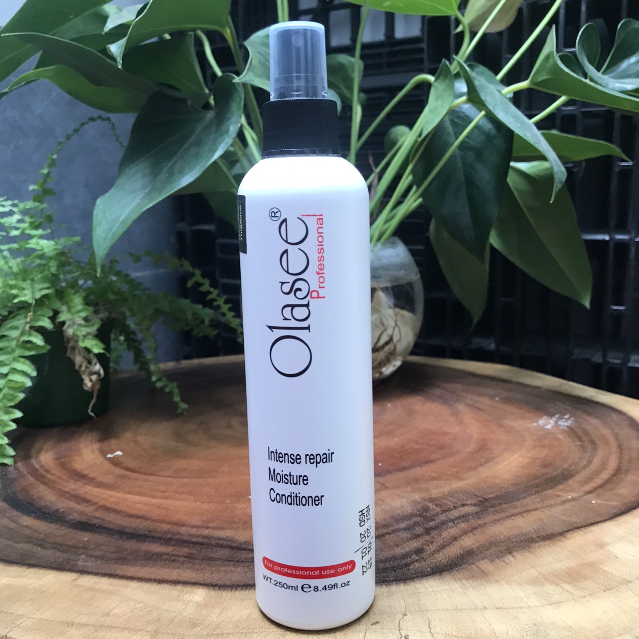 [HCM]Nước Xịt Dưỡng Tóc Olasee Intense Repair Moisture Conditioner 250ml