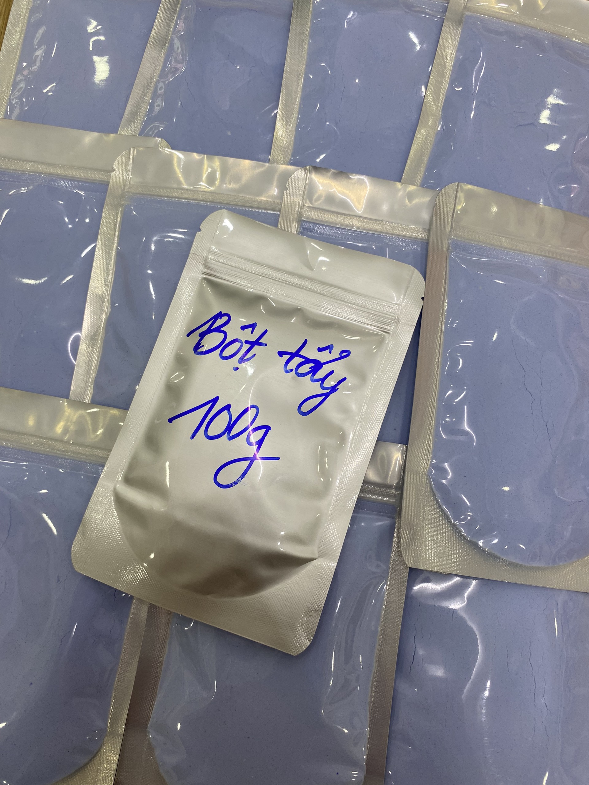 Bột tẩy tóc cao cấp Xanh 500g - 100g