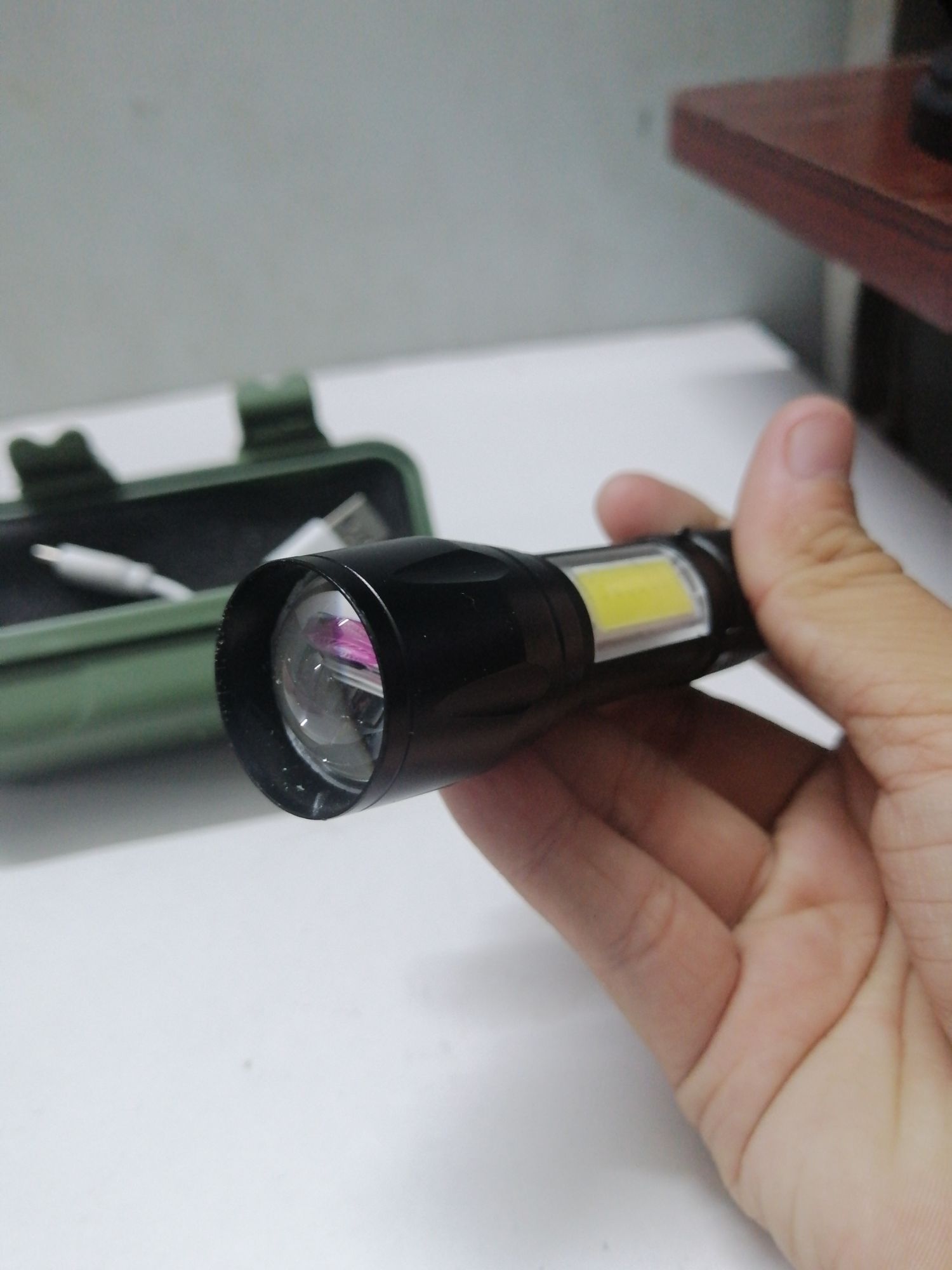 đèn pin siêu sáng mini H352