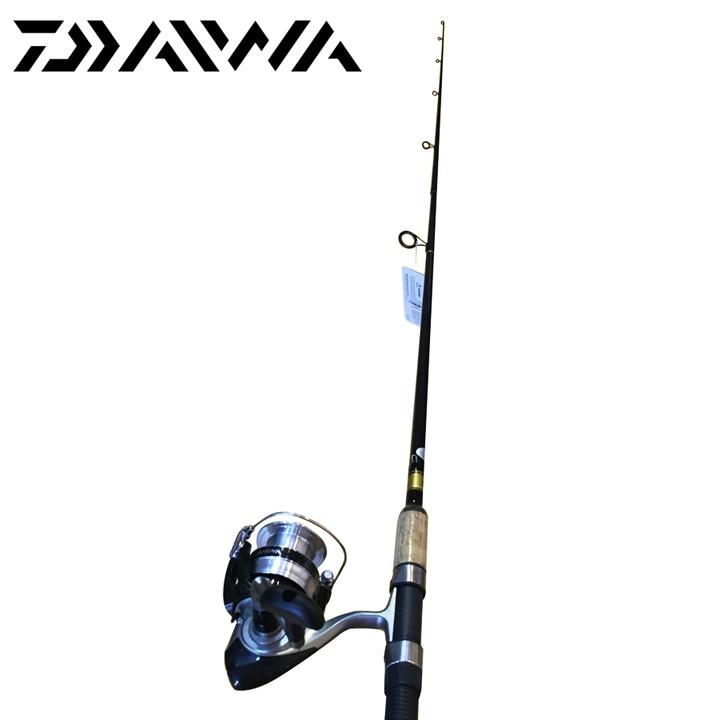 Máy Daiwa Strike Force 4000-B