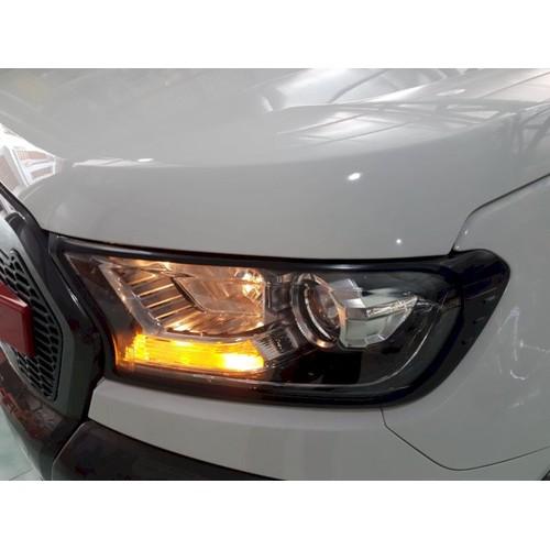 Ốp đèn pha Ford Ranger