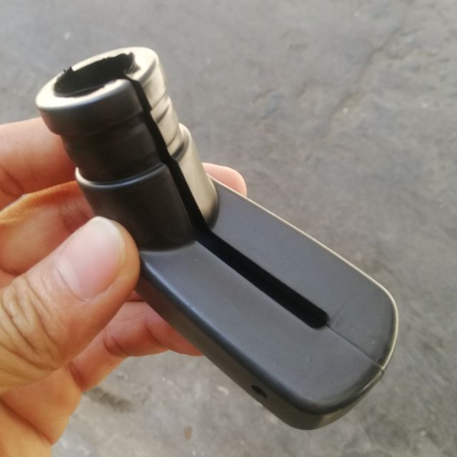 Lót Chân Chống Xe Máy Có Dây Rút