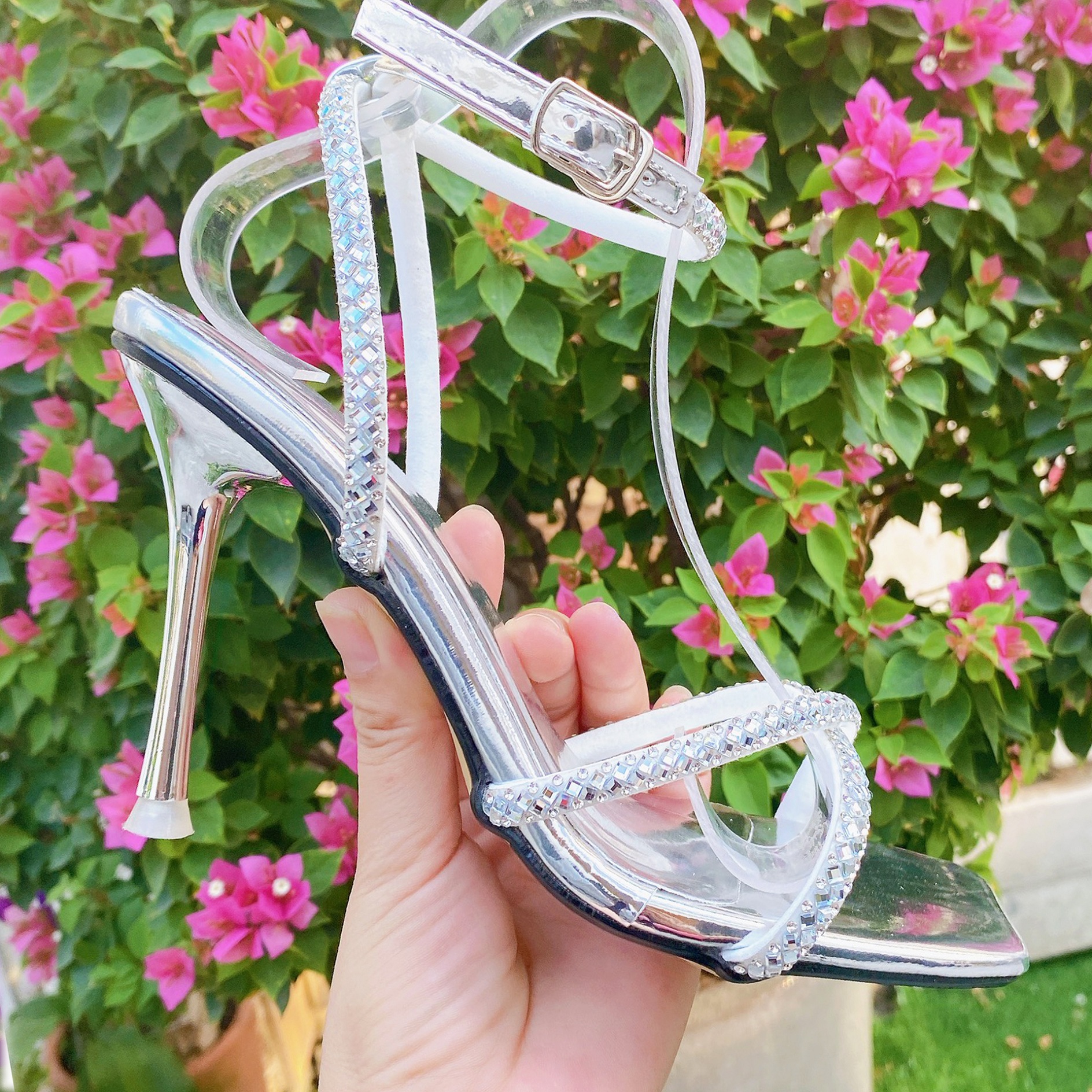 Giày cao gót nữ sandal dây đá mũi vuông 9 phân (BẠC)