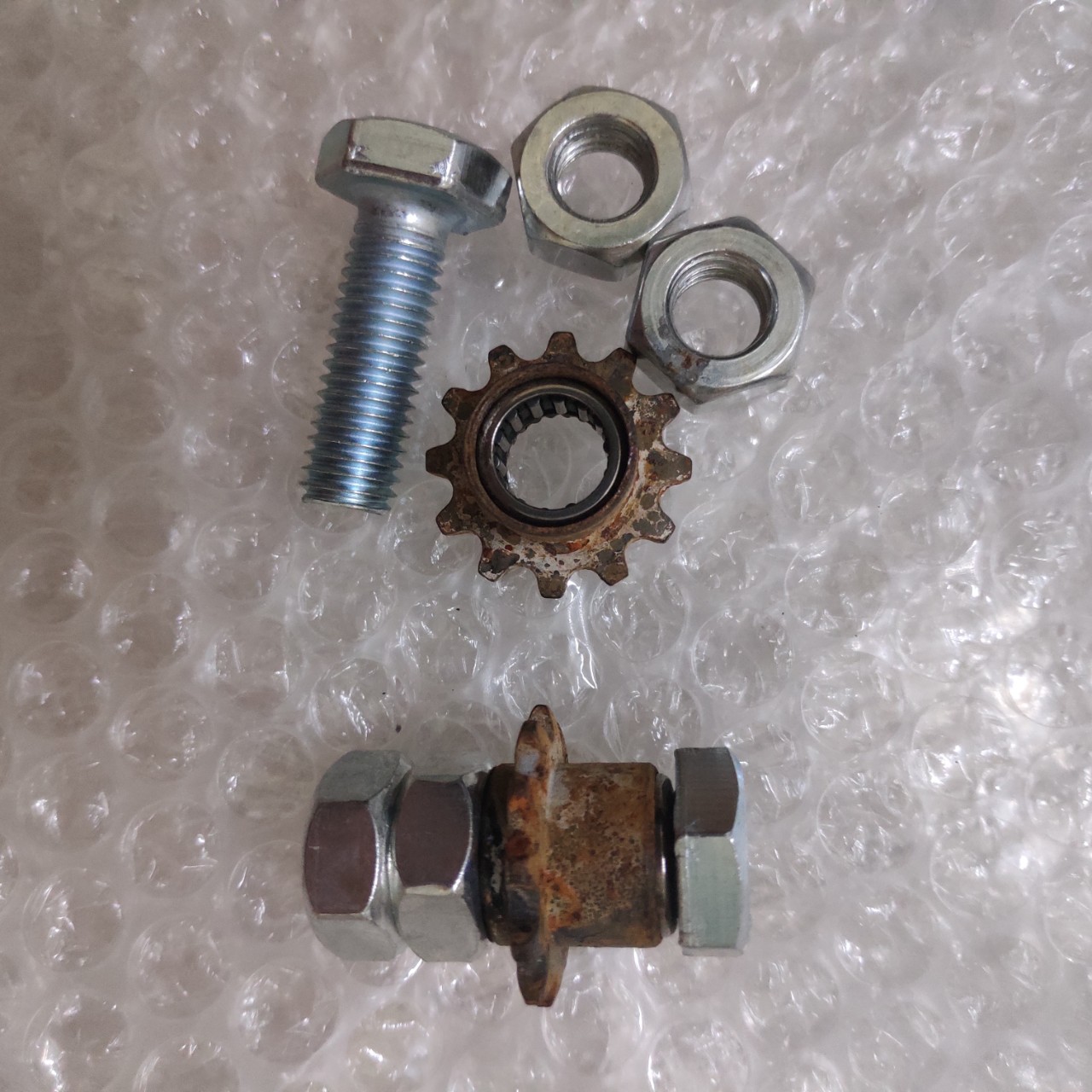 FREESHIP MAX-CAM KẾT GIÁ TỐT-Nhông dẫn hướng có vòng bi chế máy quay tự động chạy xích cam xe máy