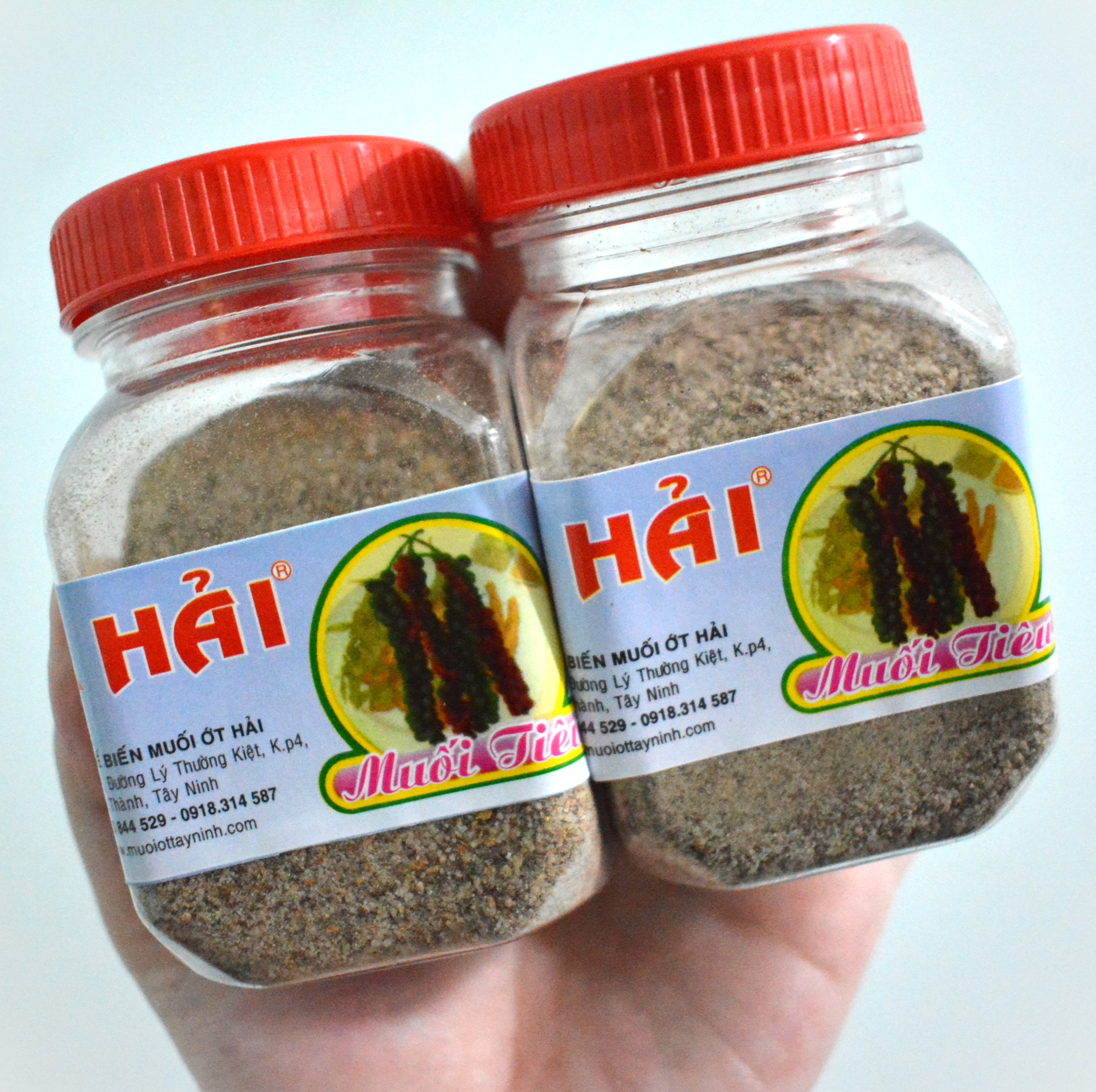 Muối tiêu đen (muối Hải Tây Ninh) cay ngon (hũ 100g)