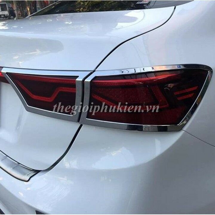 Bộ ốp đèn hậu (đèn sau) Kia Cerato 2019 mạ Crom