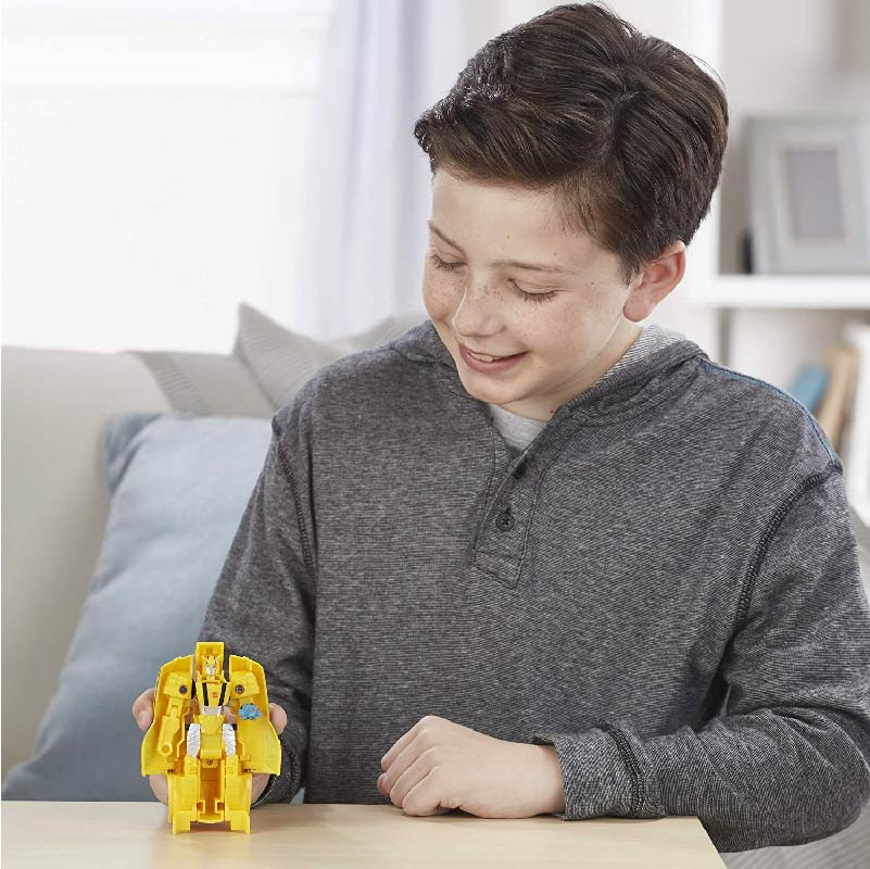 Đồ chơi Hasbro Robot biến hình thần tốc Bumblebee Transformer Cyberverse E3642