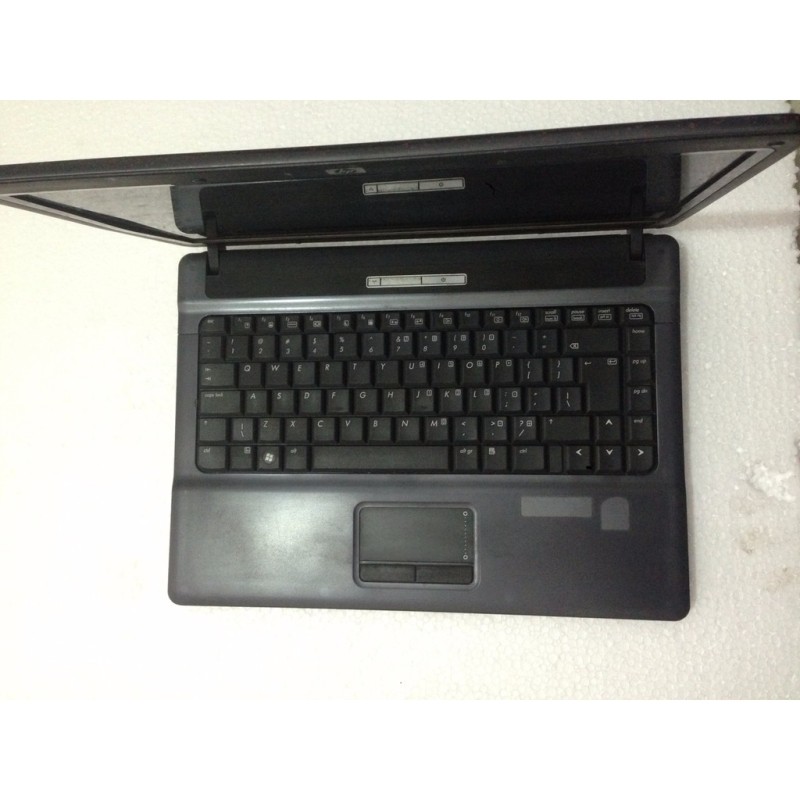 Laptop cũ hp540 co2/ ram 2gb/ 160gb, máy dùng mượt.