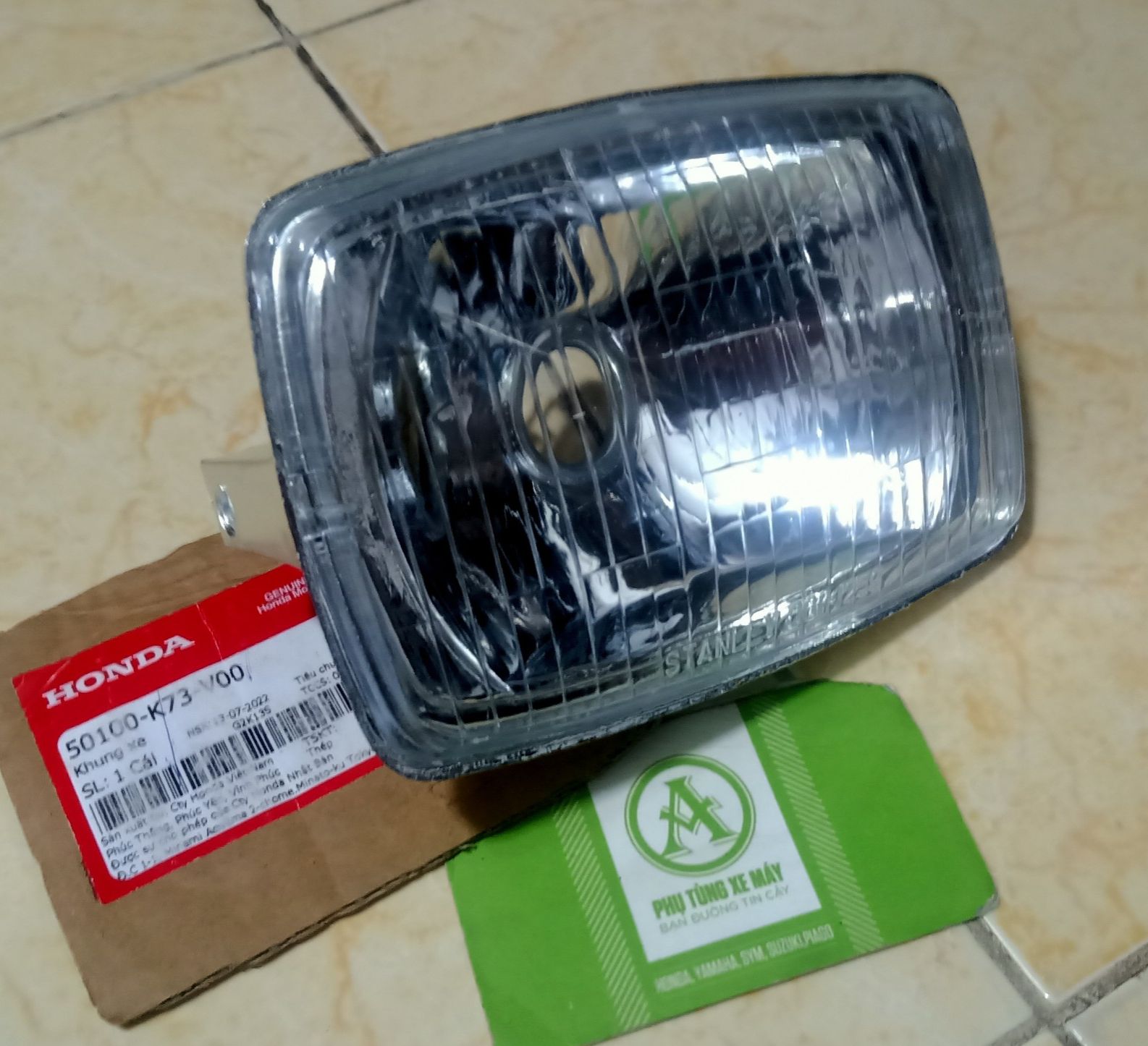 Pha đèn Chaly đèn vuông cao cấp