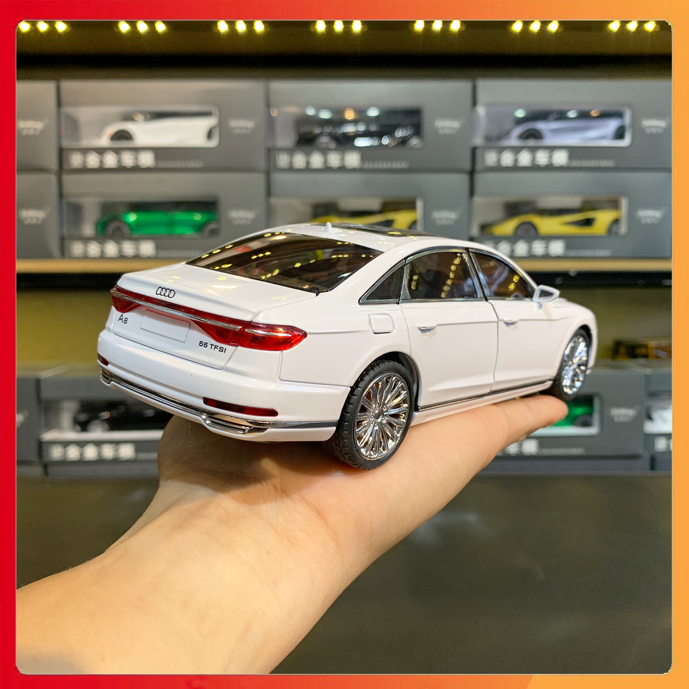 Mô hình xe Audi A8 tỉ lệ 1:24 Chezhi