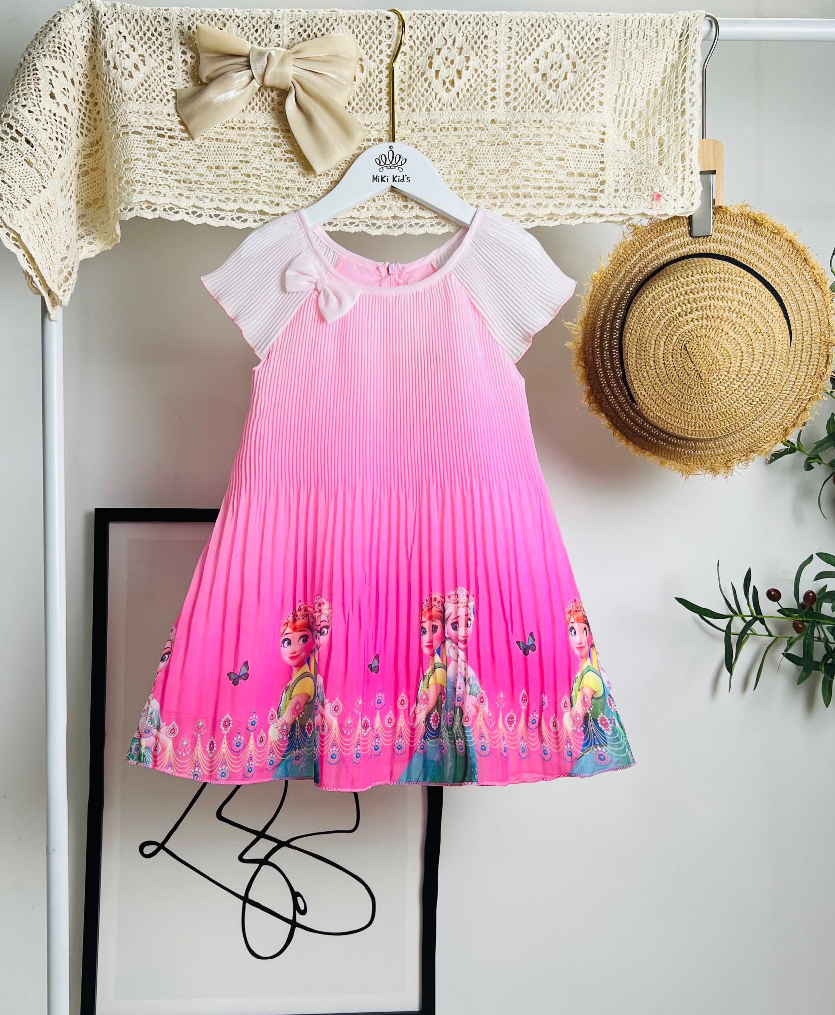 Đầm dập ly elsa siêu xinh