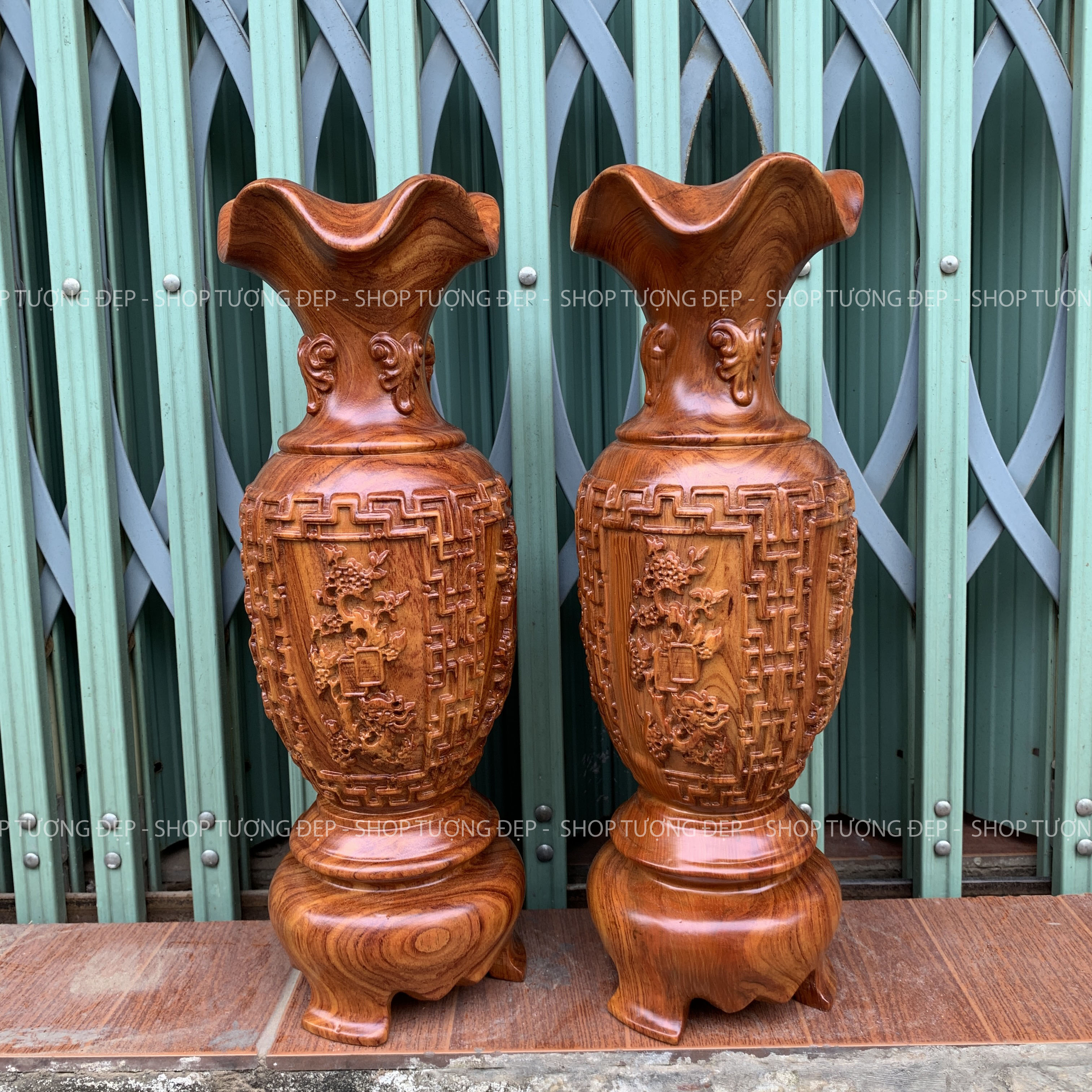 Lộc bình gỗ hương đục tứ quý ( cao 40 đường kính 14 - mẫu trơn)