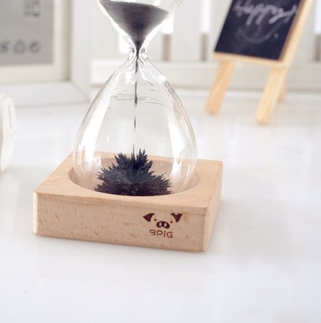 Loạt mỹ nhân sở hữu thân hình đồng hồ cát mặc gì cũng đẹp