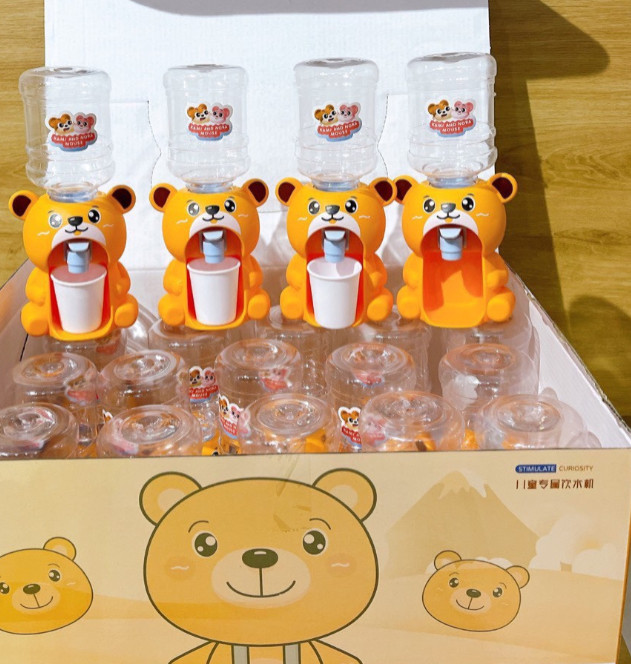 Đồ chơi bình lấy nước mini cho bé
