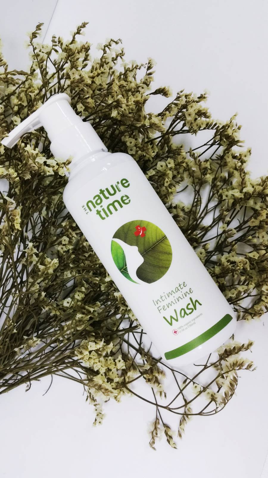 Dung dịch vệ sinh phụ nữ The Nature Time 150ml