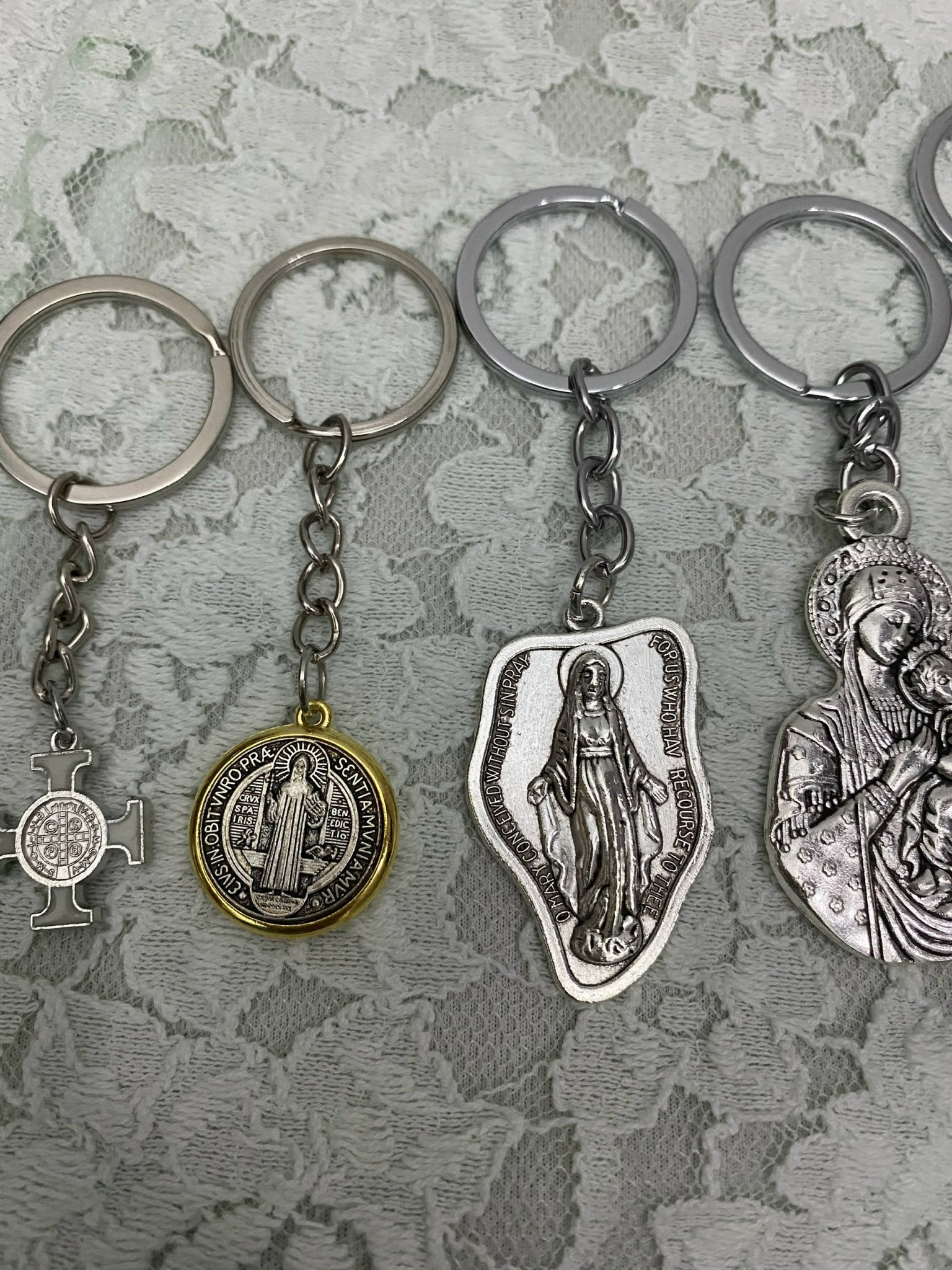 Móc khóa các loại