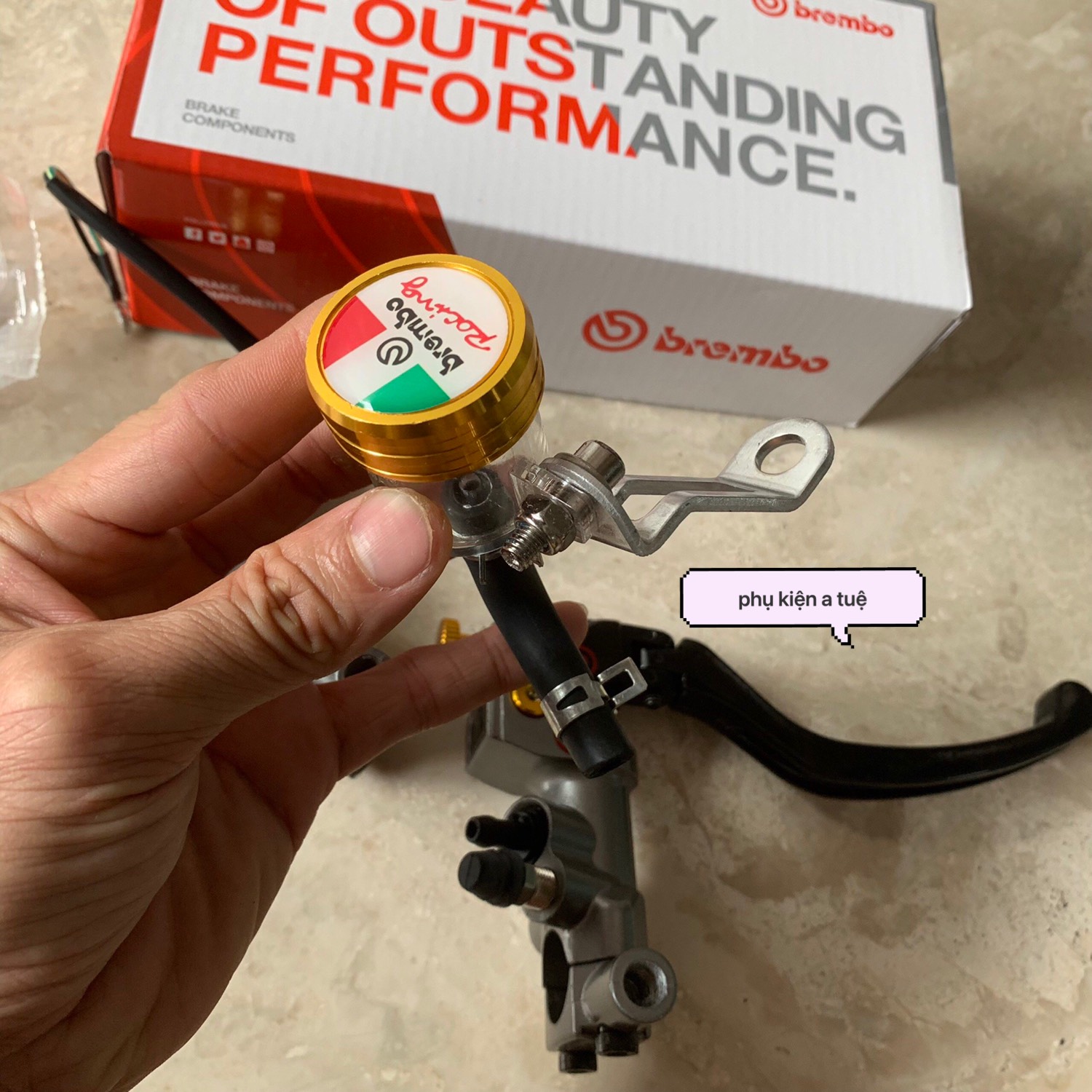 cặp tay thắng bình dầu brembo new 100% giá 1 cặp