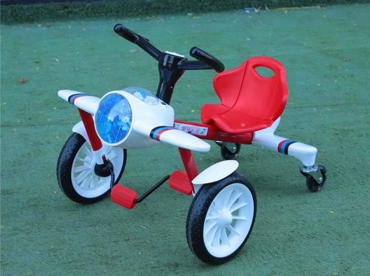 Xe đạp 4 bánh trẻ em DRIFT
