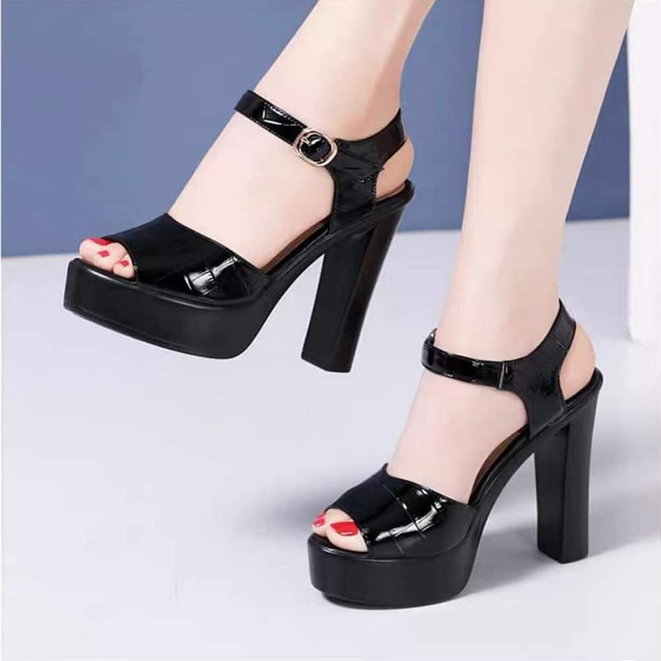 GIÀY SANDAL CAO GÓT VÂN CÁ XẤU 10P