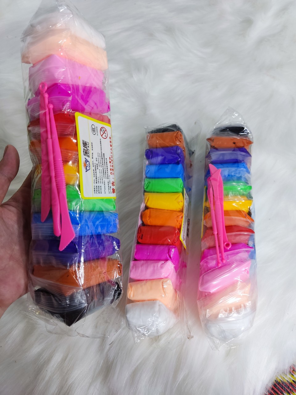 Đồ chơi đất nặn tự khô cho bé 12 gói màu