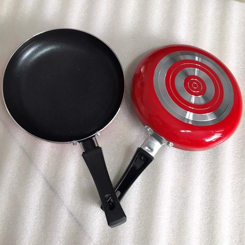 Chảo 2 quai 22cm và chảo 1 quai 18cm chống dính cao cấp, hợp kim nhôm, dẫn nhiệt tốt, an toàn và tiện lợi