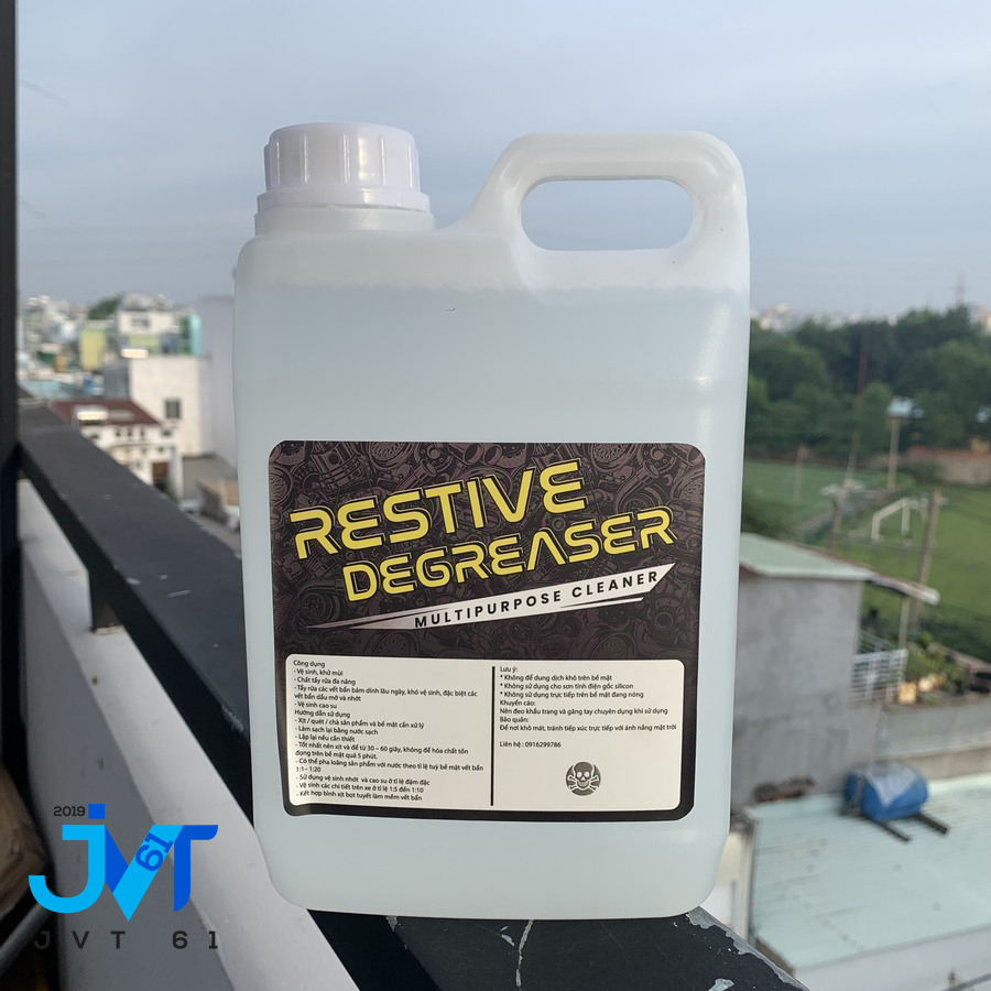 Nước rửa xe Restive Degreaser chai 2 lít mẫu mới