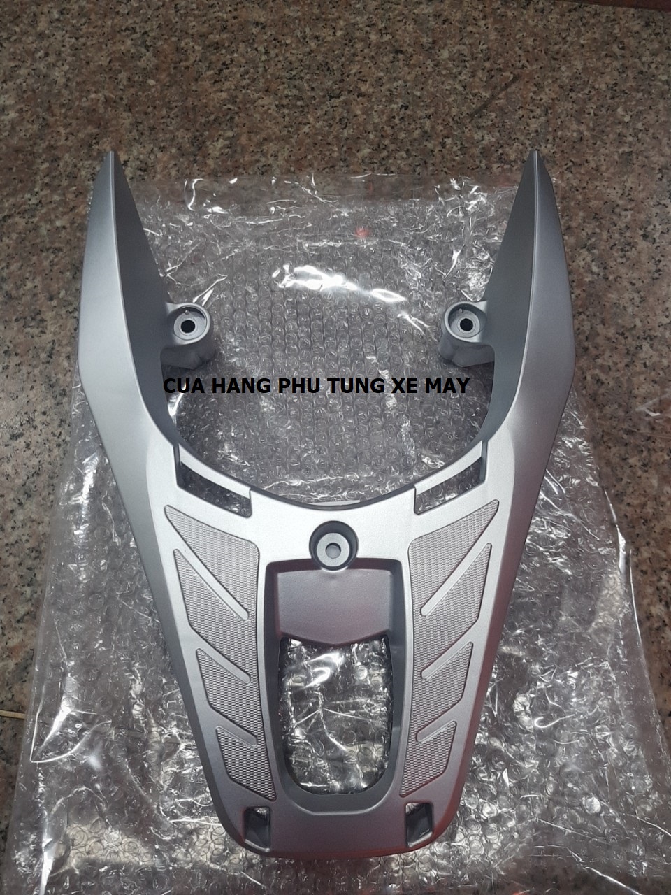 Cảng sau chế gắn VARIO 2018 - 2020 kiểu SH300i màu bạc