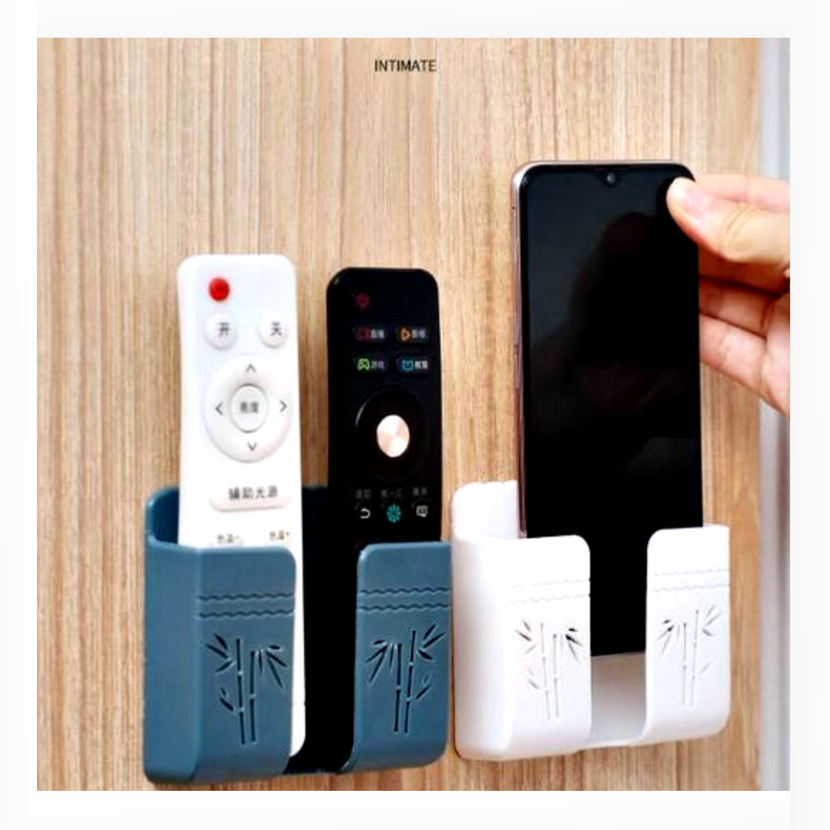Kệ Dán Tường Sạc Điện Thoại Để Remote