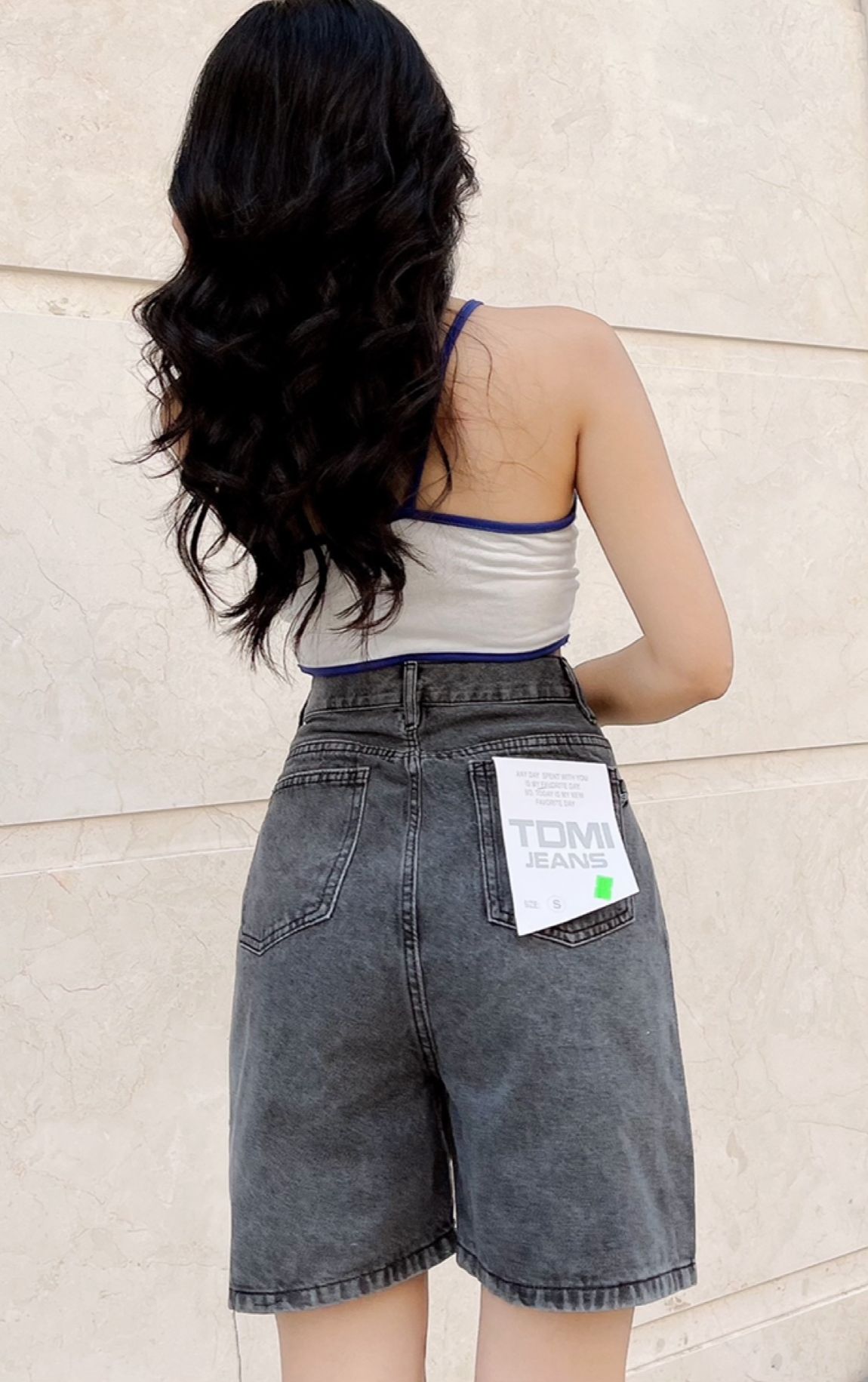 QUẦN JEANS NGỐ LỬNG NỮ LƯNG CAO PHỐI TÚI NẮP XÁM NHẠT FORM RỘNG LAI CUỐN VẢI MỀM MỊN CHUẨN FORM HOT HIT SIÊU XỊN SÒ CAO CẤP UTI