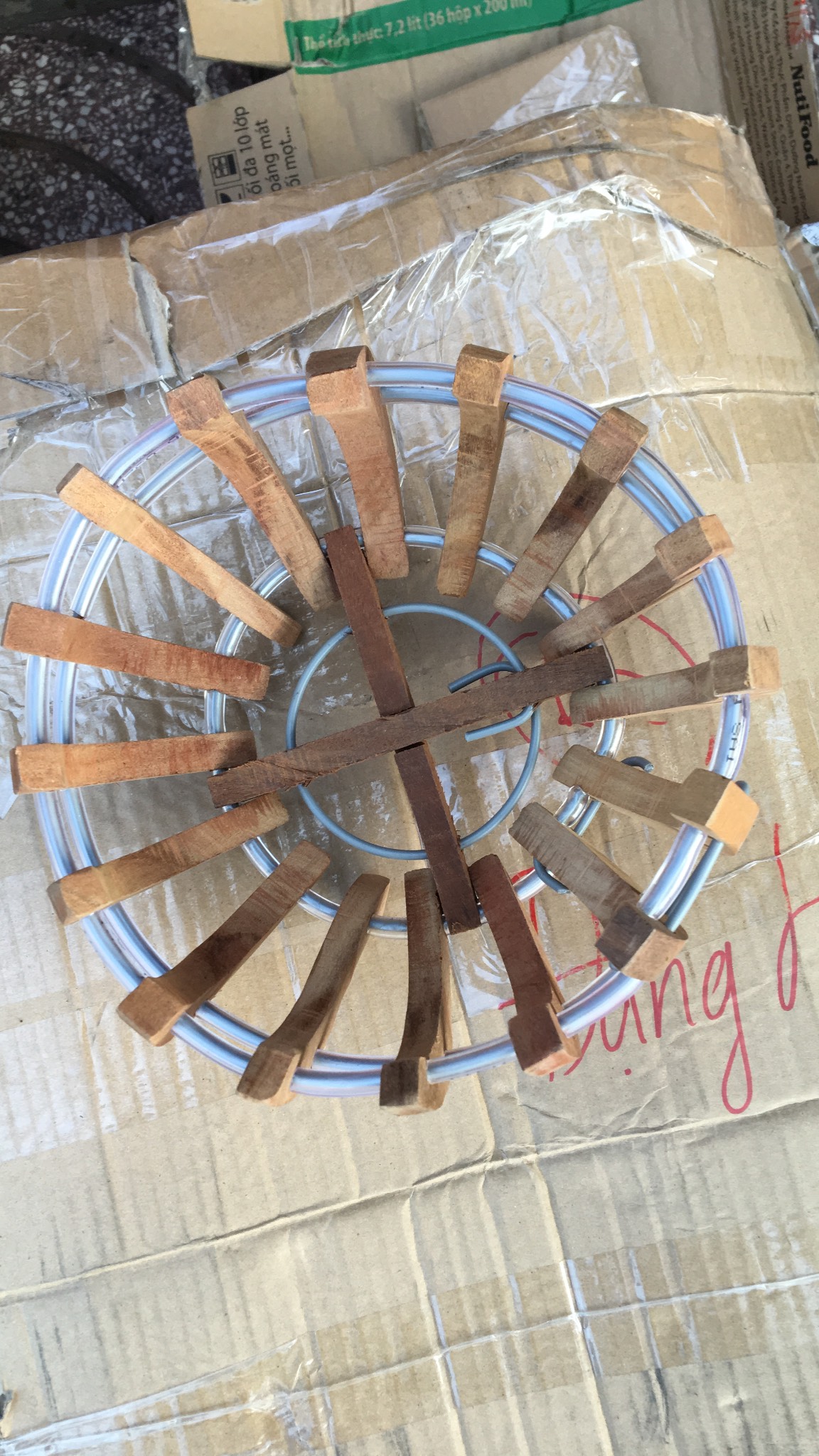 Chậu gỗ nghiến 25 cm 01 cái