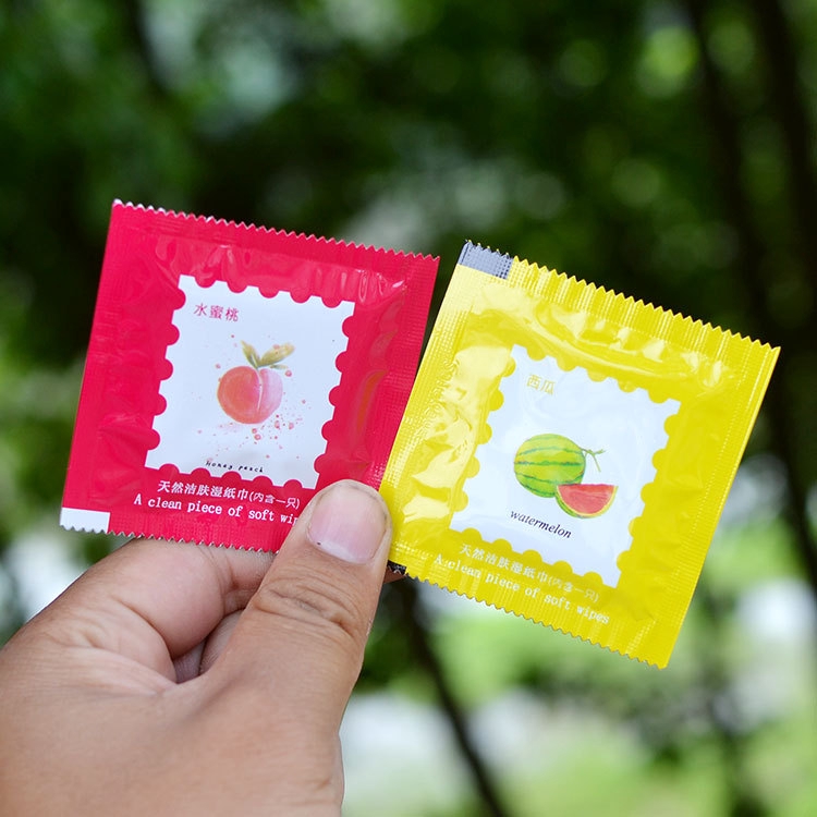 combo 10 Khăn giấy ướt gói vuông (mẫu giao ngẫu nhiên)