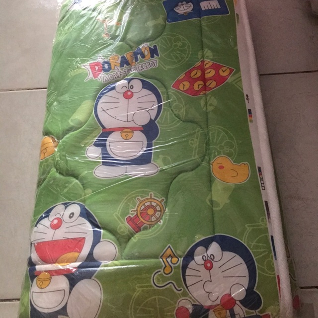 Nệm em bé mang đi học