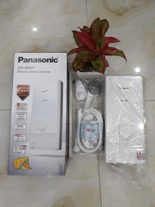[HCM]Máy nước nóng Panasonic DH-4MP1VW
