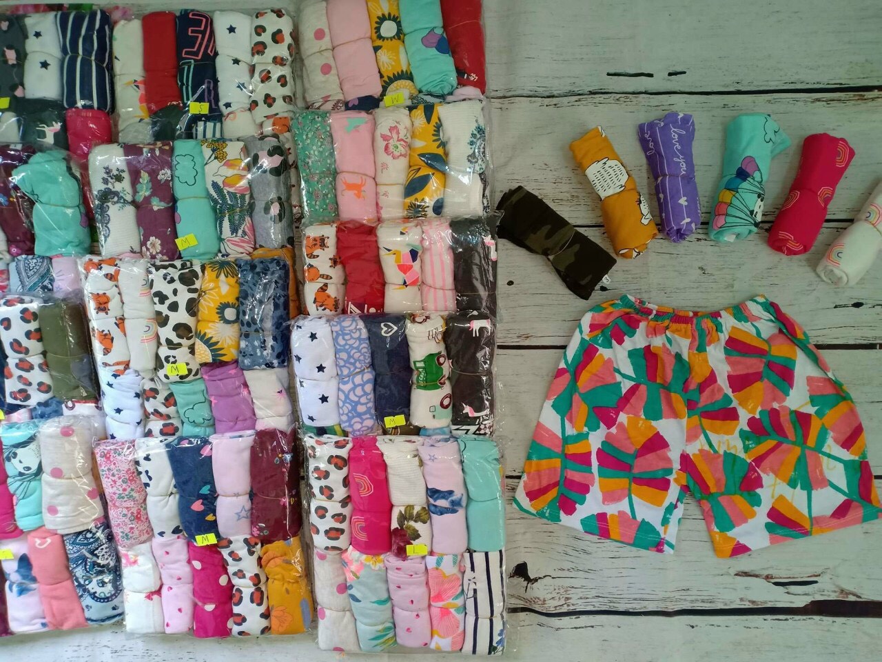 TKVT1QCB01 - 10 Quần chục đùi cho b Quần chục đùi cotton in hình họa tiết cho bé