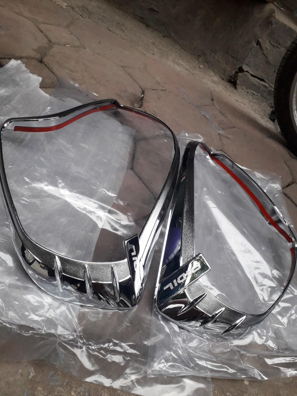 Bộ ốp viền đèn Hậu mạ Crom xe Vinfast Fadil 2019,2020,2021