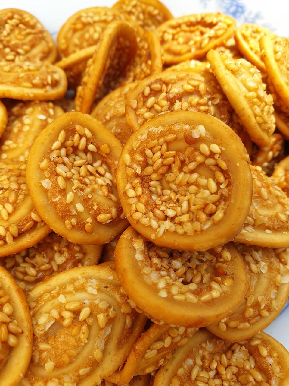 Bánh tai heo rắc mè 500g - đồ ăn vặt